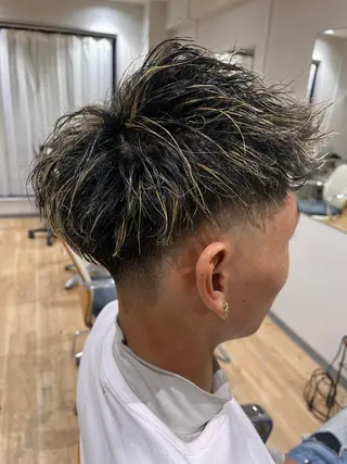 ショート カラー パーマ メンズ メンズサロン LiGKAITO🦖のヘアスタイル