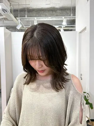 ミディアム AYANA🫧酸性 縮毛/艶髪TR🫧のヘアスタイル
