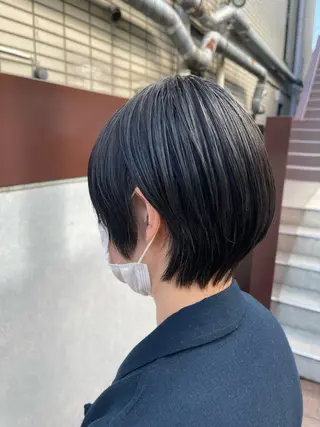ショート 蜂須賀🐝縮毛矯正 ストレートパーマのヘアスタイル