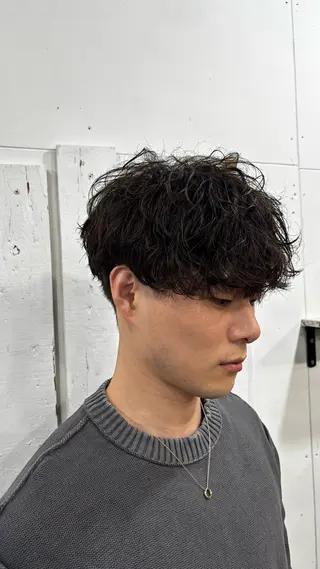 ショート パーマ 岡村 真央のヘアスタイル