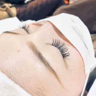 マツエク・マツパ そそ　喜 多のヘアスタイル