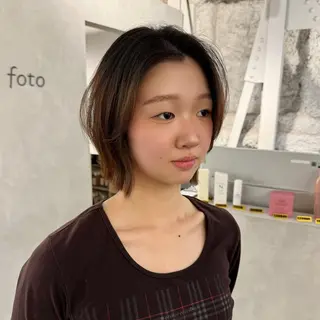 セミロング 新宿/顔周りカット +レイヤー=しずく♩のヘアスタイル