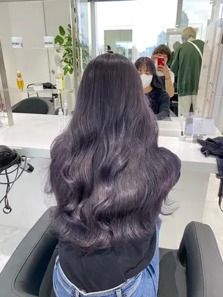 ロング カラー センターパート特化 井上健太のヘアスタイル