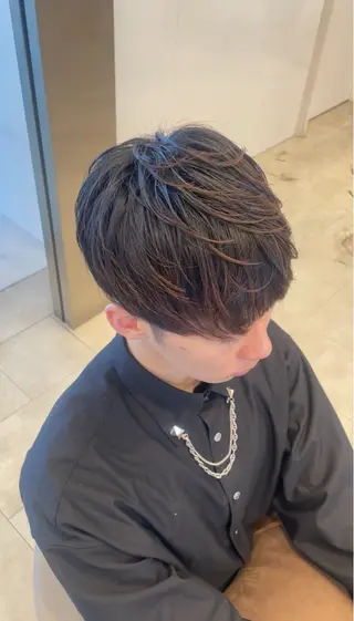 メンズ シャドウパーマ／骨格 矯正カット　トモキのヘアスタイル