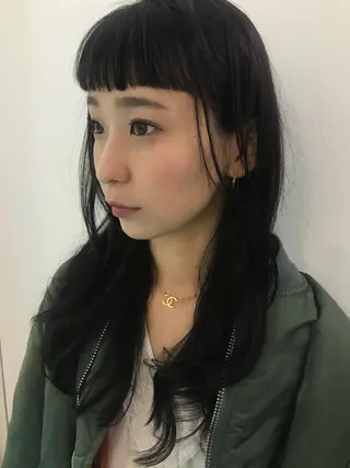 ロング 💓パーマ，💗 レイヤーカットのヘアスタイル