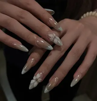 ネイル エリ🫧 nail池袋東口のネイルデザイン