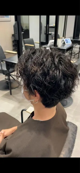 パーマ メンズ メンズカット／太田 龍舞／フェザーパーマのヘアスタイル