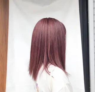 ミディアム カラー lore umeのヘアスタイル