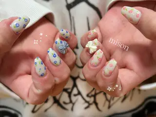 ネイル mison 安形友花のネイルデザイン