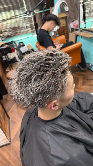 ミディアム カラー パーマ メンズ 🇰🇷韓国風 メンズ/吉田大晴のヘアスタイル