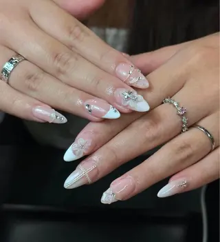 ネイル Iconic Nailのネイルデザイン