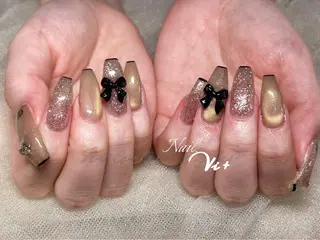 ネイル ✨Nailsalon Vi+✨のネイルデザイン