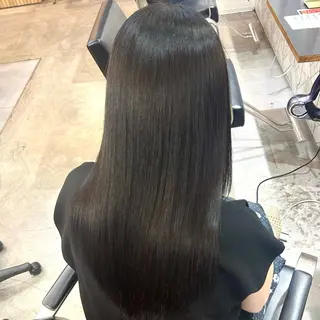 セミロング カラー ✨傷まないカラー ✨髪質改善✨レオンのヘアスタイル