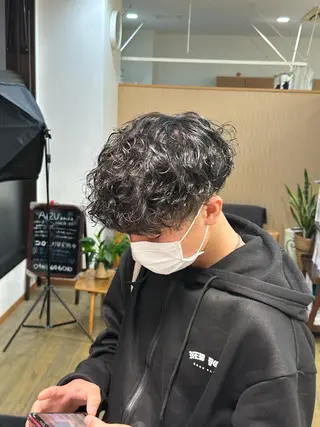 パーマ メンズ ブリーチカラー🫧 森　凪沙のヘアスタイル