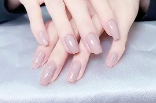 ミディアム 💅 リリアのネイルデザイン