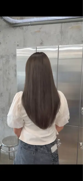 ロング カラー 高橋大樹/グレー ジュ/ブリーチなしのヘアスタイル