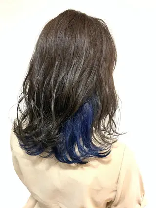 ミディアム カラー Miru by INCE HAIRのヘアスタイル