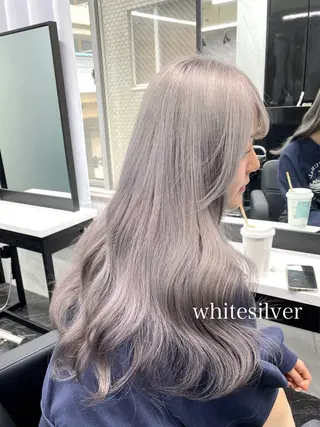ロング カラー エクステ🩵ブリーチ 韓国ヘア🩵KAEのヘアスタイル