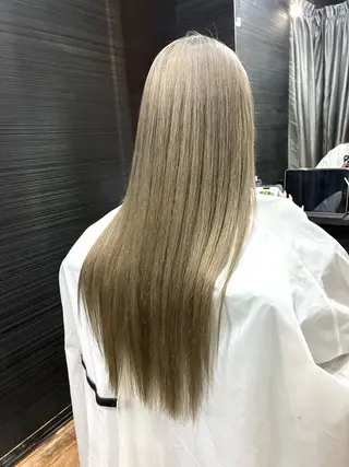 ロング カラー 山本 雅由のヘアスタイル