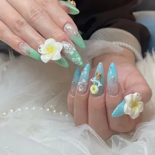 ネイル Blue daisy RIN🎀のネイルデザイン