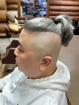 カラー メンズ 奥田 勝亮のヘアスタイル