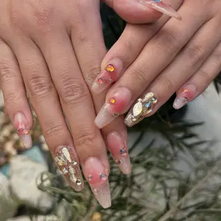ネイル BeautifulA 🌈🍭💜のネイルデザイン