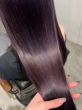 カラー LUCK モミジのヘアスタイル