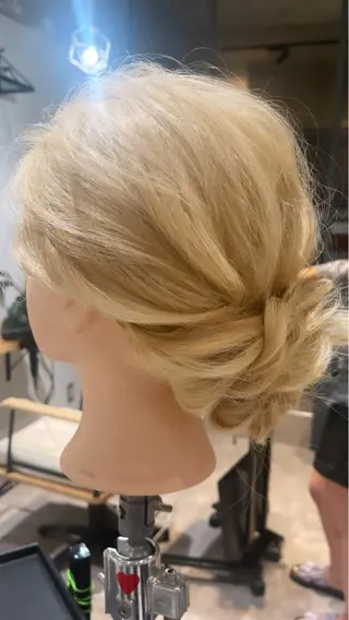 ミディアム zest kalonのヘアスタイル