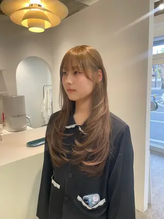 ロング カラー H I ＮＡのヘアスタイル