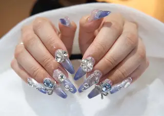 ネイル T.Lee Hahaのネイルデザイン