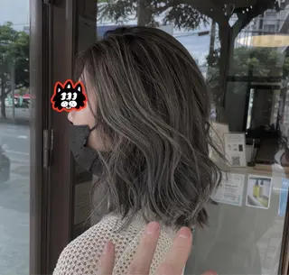 ミディアム andKおもろまち店 艶ダブルカラー✨のヘアスタイル