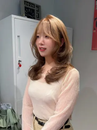 ロング DRIP HONOKAのヘアスタイル