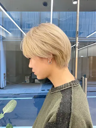 カラー メンズ ブリーチ&髪質改善 TAIGAのヘアスタイル