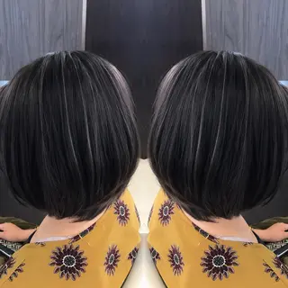 ショート カラー Oopsレイヤー 加藤澄都のヘアスタイル