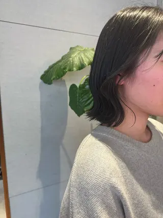 カラー 秋吉 結愛のヘアスタイル