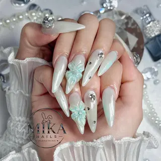 ネイル Luna Mikaのネイルデザイン