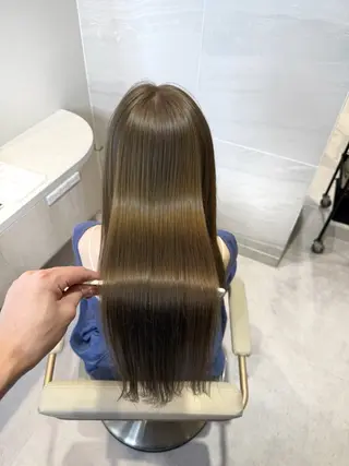 ロング カラー 透明感カラー🌿 グレージュ🐺陽介のヘアスタイル