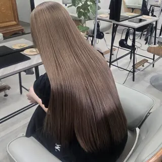 カラー 艶髪縮毛矯正・ブリー チ特化◎mikuのヘアスタイル