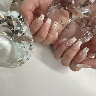 ネイル lavia🖤 ayumiのネイルデザイン
