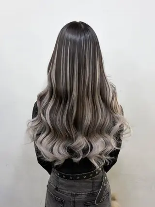 ロング ヘアアレンジ カラー エクステ¥5000 LuciAカラーのヘアスタイル