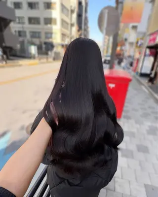 ロング カラー mai @ma_____iiのヘアスタイル