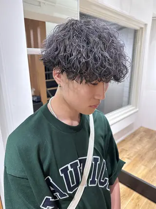 ミディアム カラー パーマ ヘアアレンジ メンズ 竹内 奨のヘアスタイル