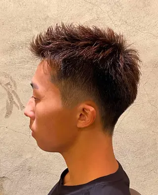 ショート メンズ✂️レディス 岩井勇磨のヘアスタイル