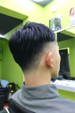 ショート メンズ 湘南台ORCO 店長 ✨RYUのヘアスタイル