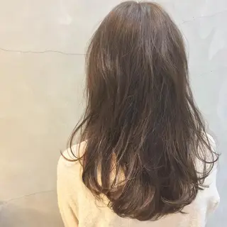セミロング 金子 歩実のヘアスタイル