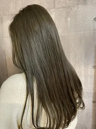 ロング 小松崎 結花のヘアスタイル