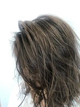 ミディアム 関 京磨のヘアスタイル