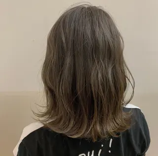 ミディアム 村澤 拓弥のヘアスタイル
