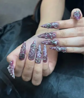 ネイル Iconic Nailのネイルデザイン