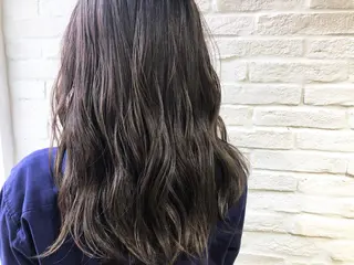 ロング カラー ヘアアレンジ 小松 郁斗のヘアスタイル